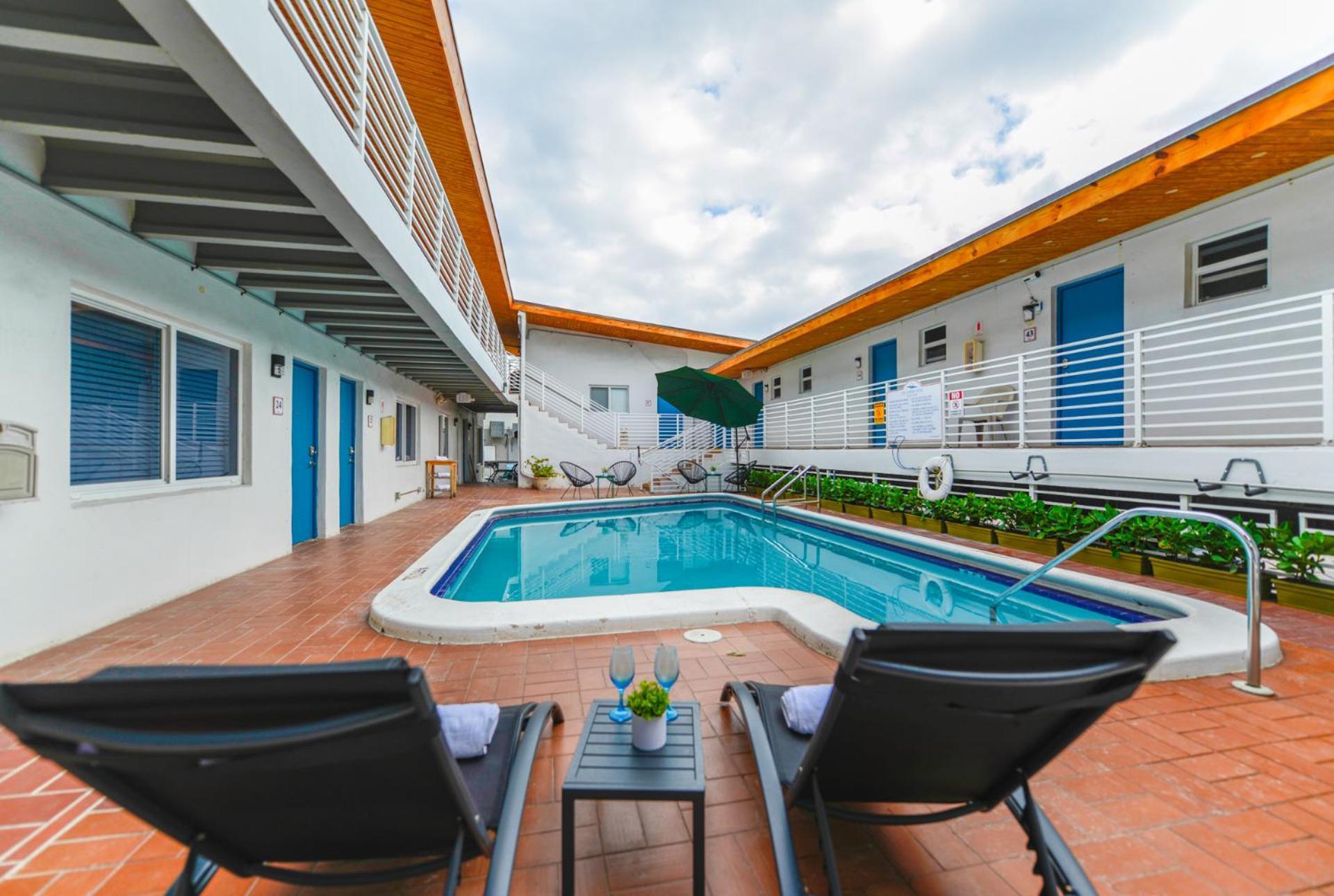 Spacious Oceanfront Studio With Pool Access - M27 Χόλιγουντ Εξωτερικό φωτογραφία